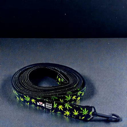 Smycz Marihuana czarna